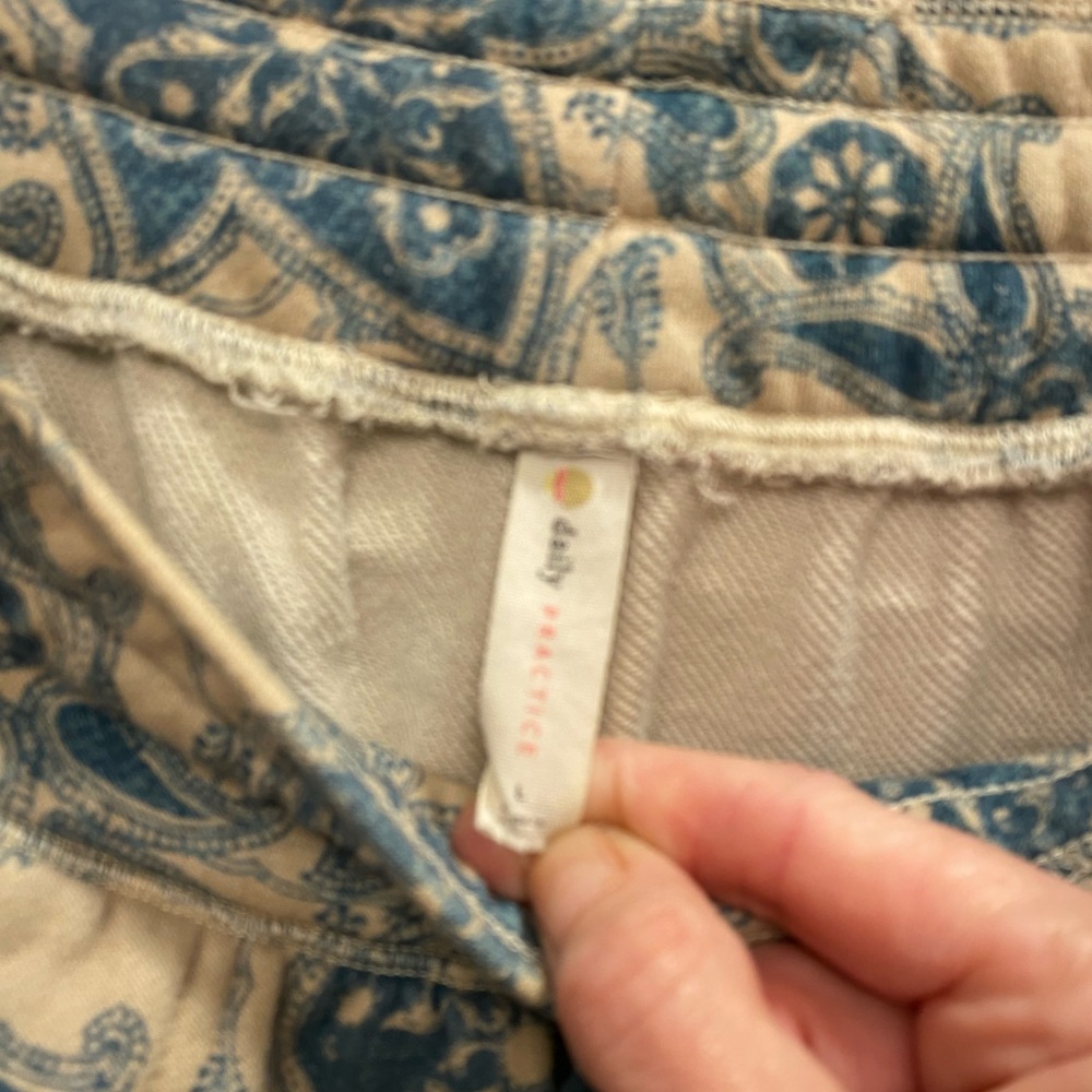 Anthropologie Multicolor Patterned Joggers - Picture 4 of 4